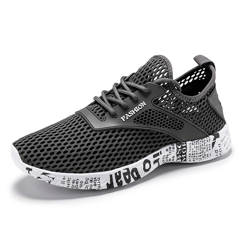 Sommer Herren Schwarze Hohl-Mesh-Sneaker Mode Atmungsaktive Leichte Freizeit-Gehschuhe Bedruckte Sohle Outdoor-Sport-Schuhe