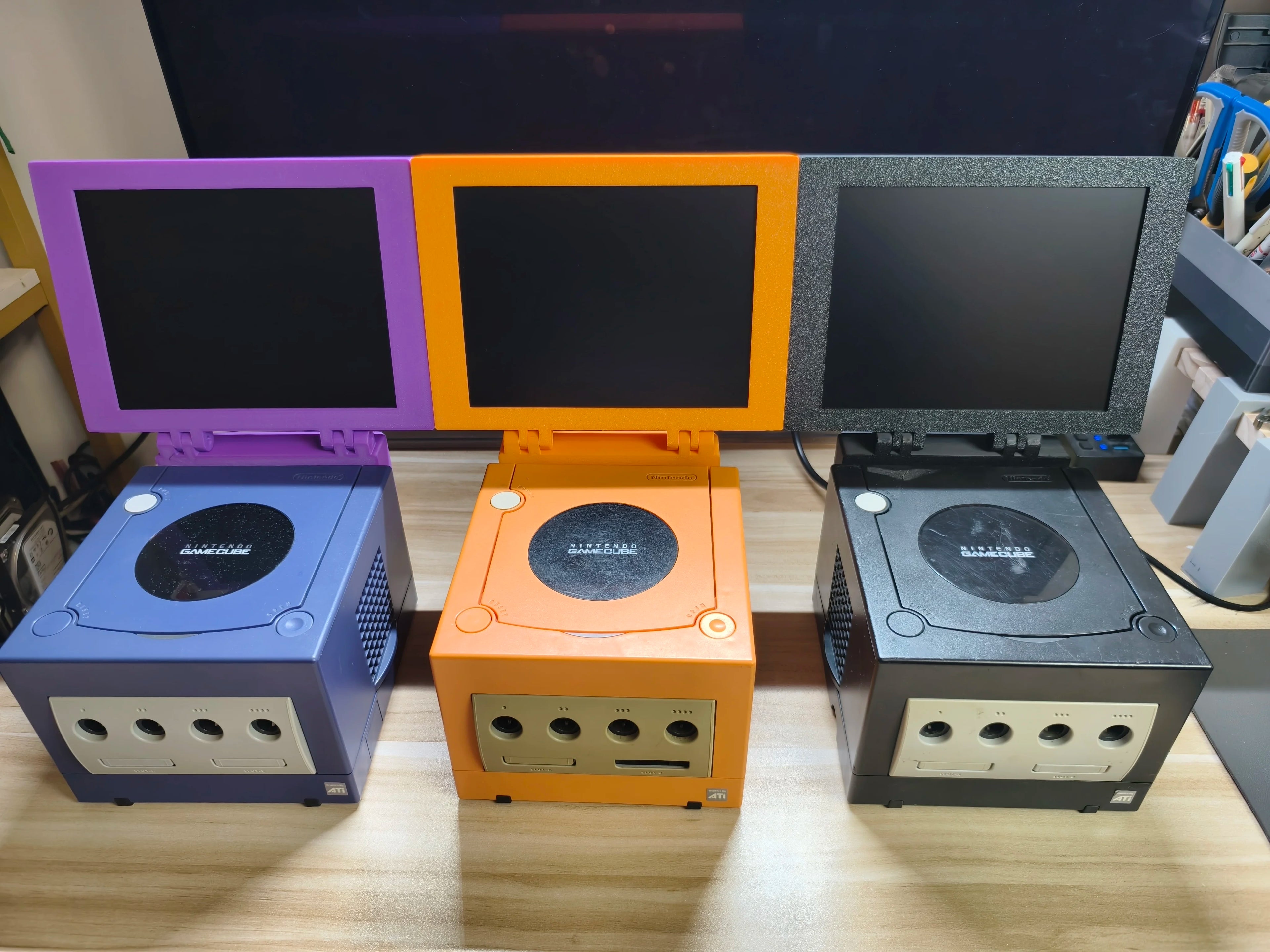 8-Zoll Gamecube 3D-Druck Retro Arcade Spielkonsole Tragbares Display Mini-Monitor mit Stereo für Gamecube NGC NTSC