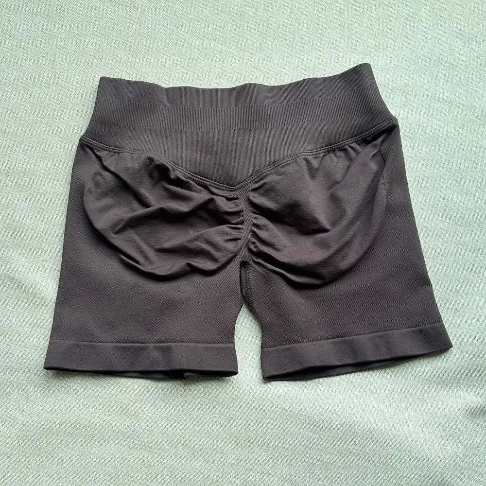 2026 NEW Running Sports Shorts Women Buttock Lift Leggings Women Cycling Slim Fit Workout Shorts High Waist Yoga Shorts