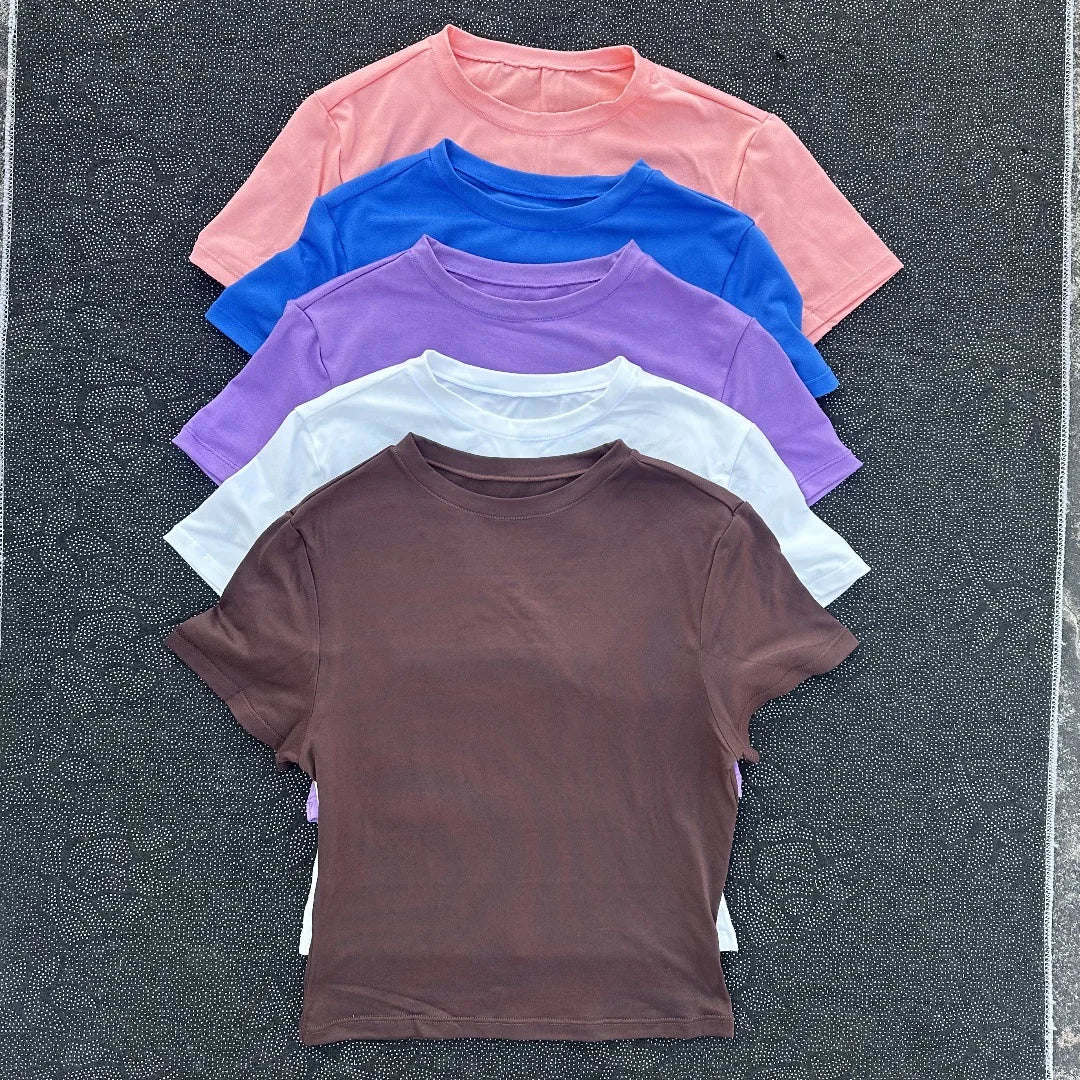 2026 NEU Kurzarm Nahtloses Yoga-Oberteil Fitness-Set Damen Workout Lauf-Sport-Shorts Turnanzug Hauptbild