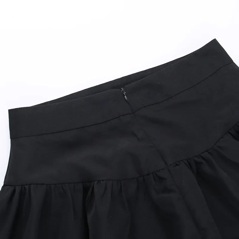 Sommer-Fashion Kurze Röcke Neue sexy Damen Gothic Punk Irreguläre Röcke Einfarbig Tunnelzug zum Binden Geraffte Rüschen Minirock