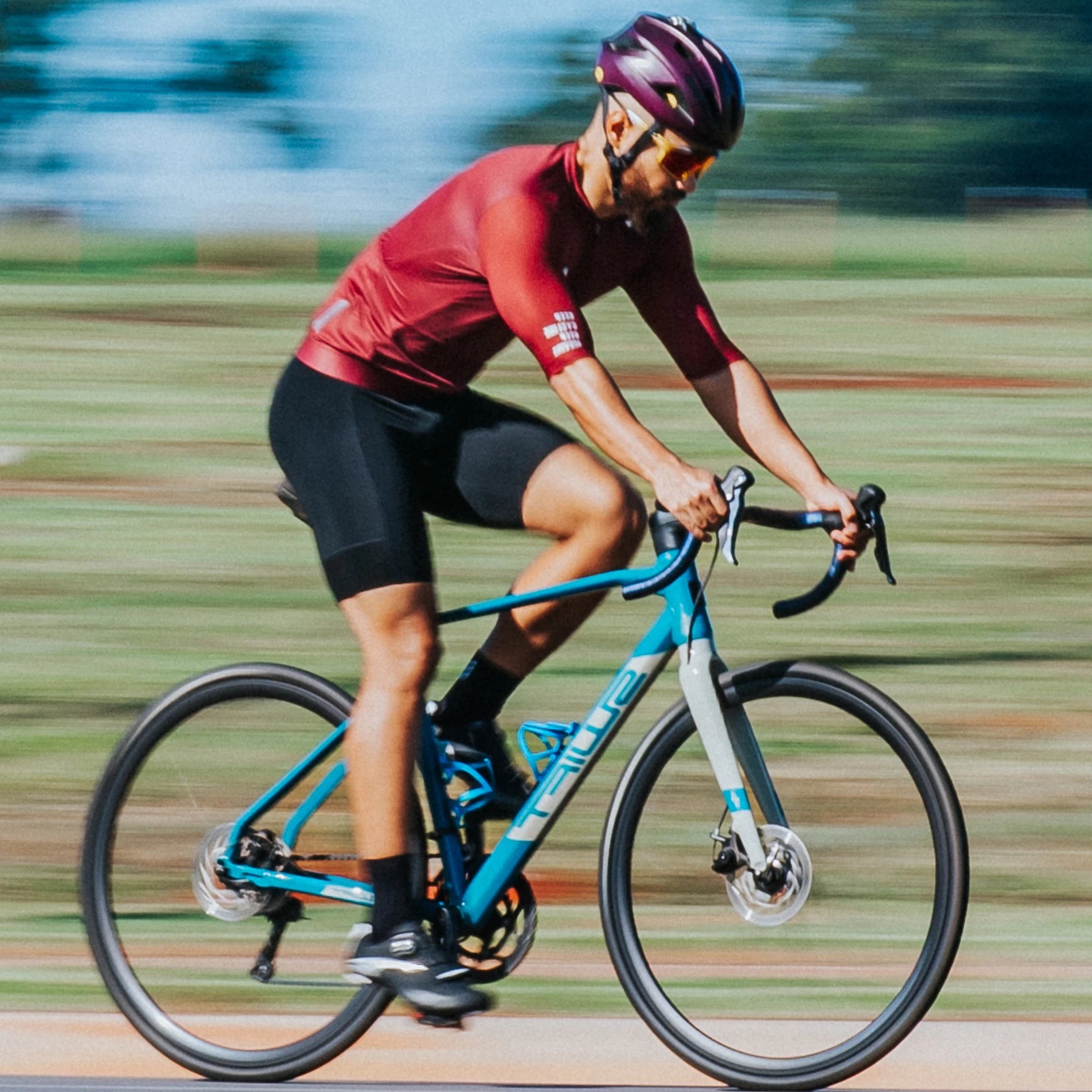 DAREVIE Radtrikot SPF 50 UV-Schutz Trainingsniveau Slim Fit Kleine Größe Herren Damen Mann Fahrradtrikot Radsport-Trikot