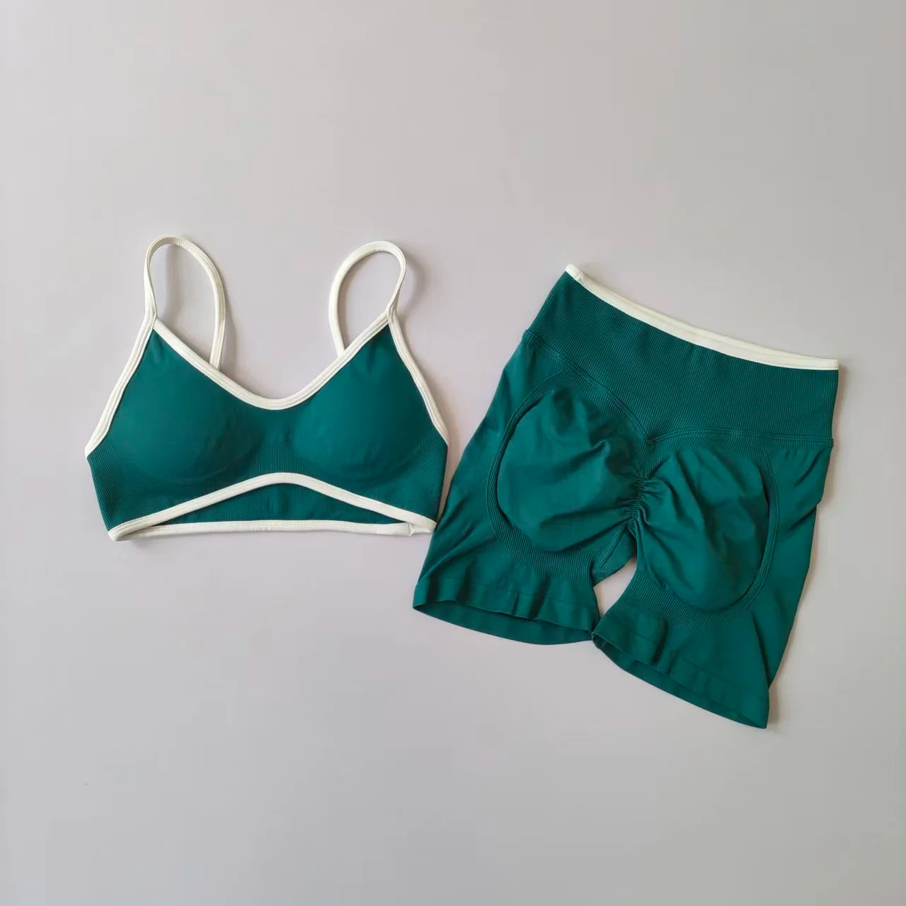 2-TEILIGER Yoga-Anzug Nahtlos mit Brustpolster Enge Sport-BHs und High-Waist-Shorts zum Draußen Tragen, Laufen, Training, Fitness, Yoga-Set