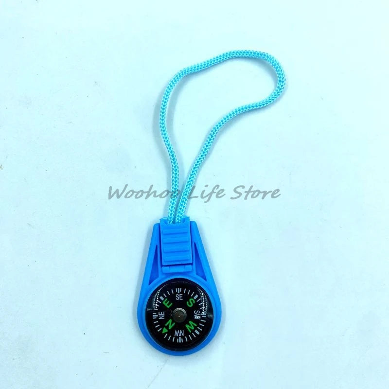 Mini Taktischer Kompass Schlüsselanhänger Outdoor Survival Tool für Camping, Wandern, Abenteuer - Taschennavigator für Jagd & Klettern