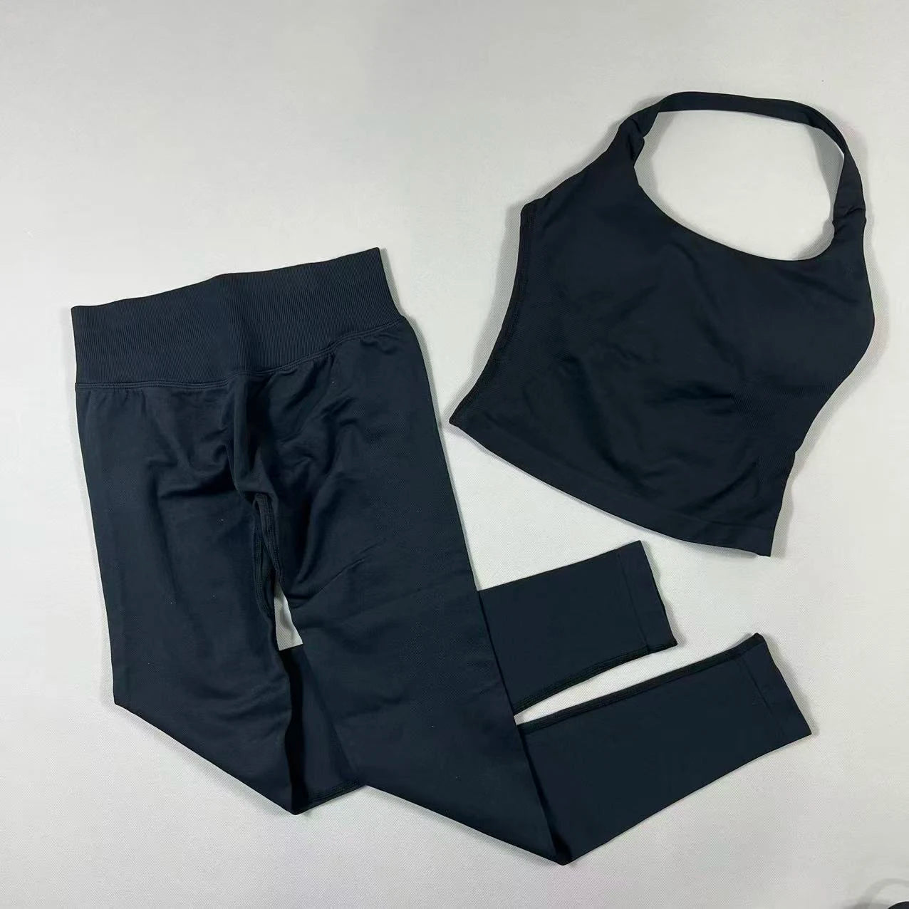 OHNE LOGO Yoga-Outfit Sport-Impact-Gym-Set Neckholder-Oberteil und Leggings-Hosen-Sets Rückenloses Neckholder-Design Hochelastische Sportbekleidung