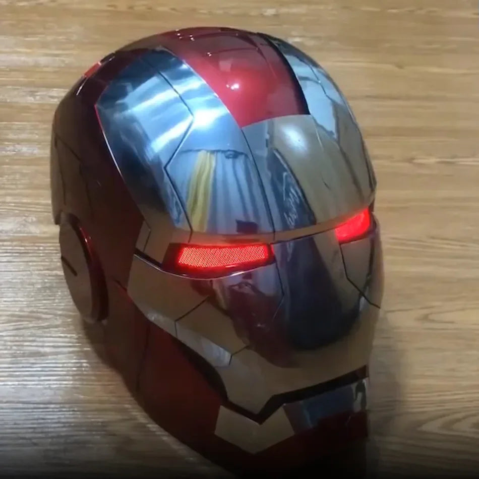 Neuer AutoKing 1:1 Mk5 Iron Man Helm Cosplay Sprachsteuerung Augen mit Licht Modell Spielzeug für Erwachsene Elektrisch tragbar Weihnachtsgeschenk
