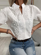 Sommer Blumenstickerei Spitzenbluse Mode Damen V-Ausschnitt Freizeitshirt Chic Kurzarm Hohl-Out Oberteile Elegante Blusen 24350