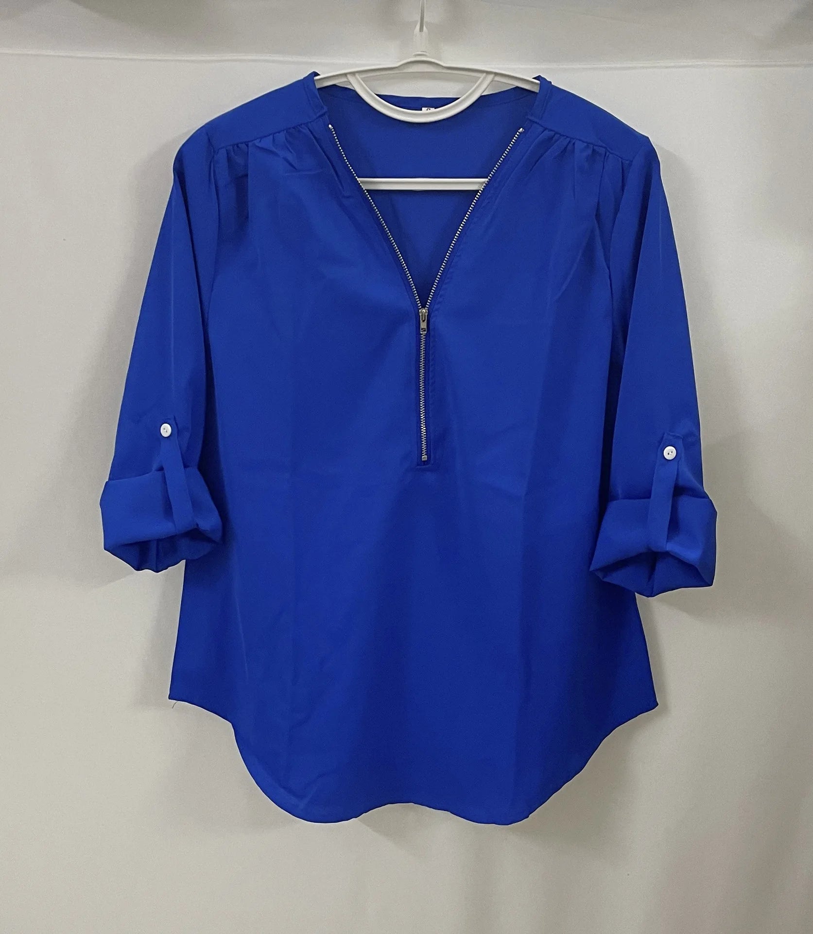 2024 Qualität Heißer Verkauf Plus Size Tiefer V-Ausschnitt Damenbluse Chiffon Coole lockere Hemd Mode Freizeit Damen Tops Sexy Reißverschluss Pullover