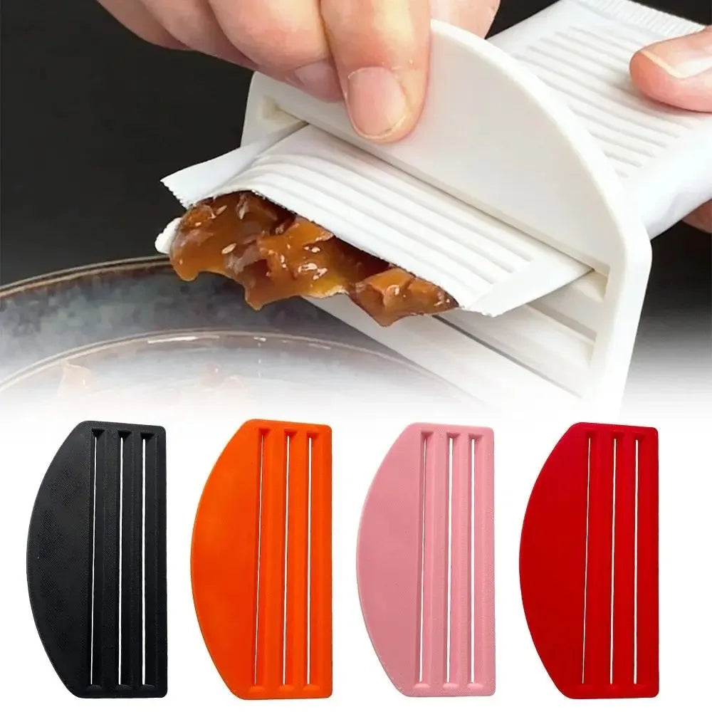 Portable Multifunction Cat Treat Dispenser Manual Reusable Cream Tube Squeezer Toothpaste Dispenser