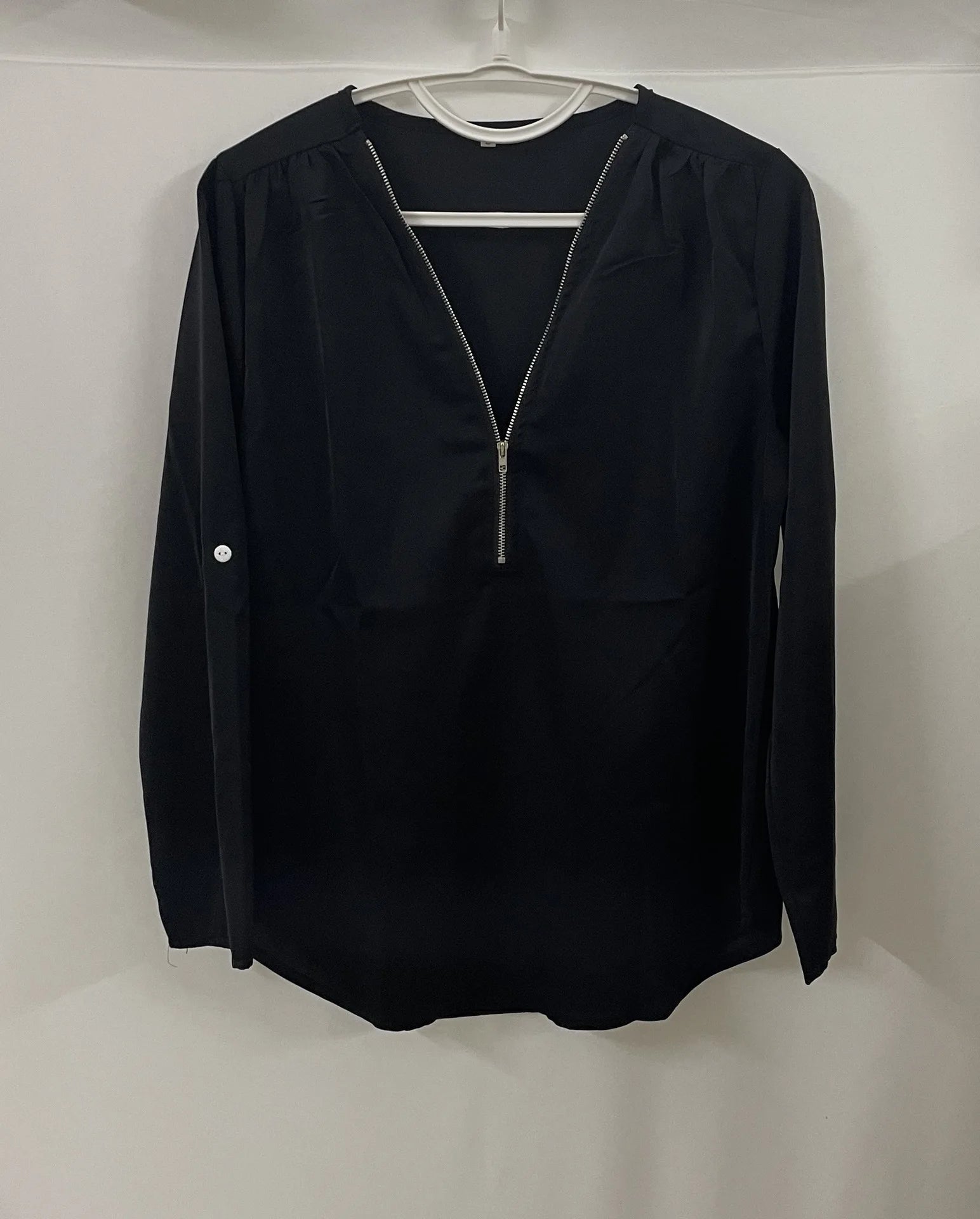2024 Qualität Heißer Verkauf Plus Size Tiefer V-Ausschnitt Damenbluse Chiffon Coole lockere Hemd Mode Freizeit Damen Tops Sexy Reißverschluss Pullover