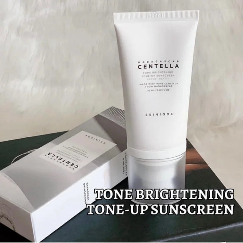Koreanische Hautpflege Sonnencreme Serie, Centella Sonnen Serum Sonnencreme, Hyalu Cica Water Fit Air Sonnencreme ToneUp aufhellender Sonnenblock 50ml