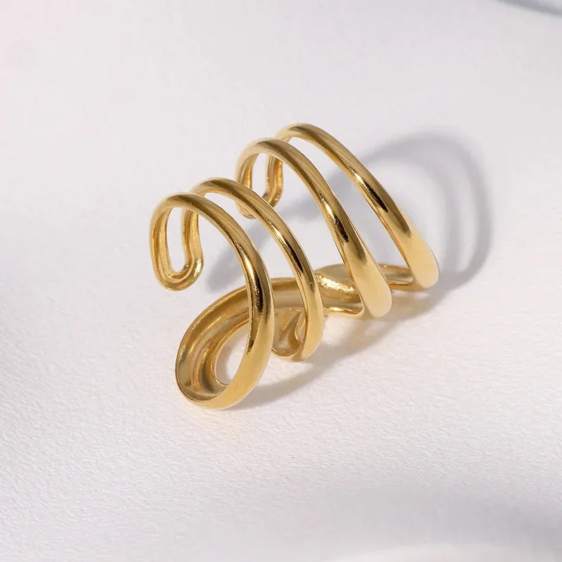 LATS Edelstahl Goldfarbene Ringe für Damen und Herren 2024 Farbecht Beliebte Party Personalisierte Überzogene Charms Schmuck Geschenke