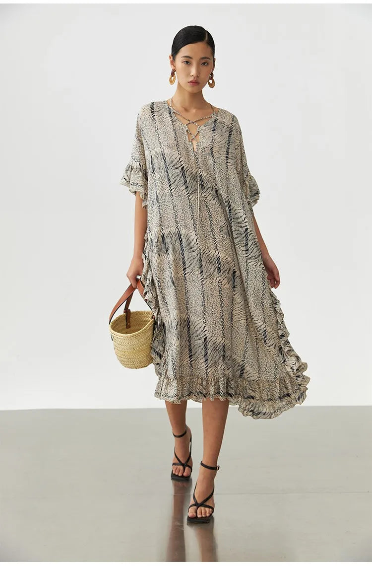 Tierfaserstoff~ Freizeitkleid für Damen, Rüschen-Seidenkleid, Designer Nischen-Seiden-Maxikleid, Neue Damenmode