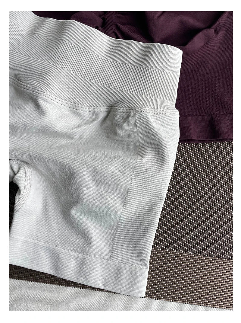 TKITK Shorts Nahtlose Yogahosen Damen Fitness Outfits Shark Bite Shorts für Fitnessstudio Laufen Radfahren Leggings