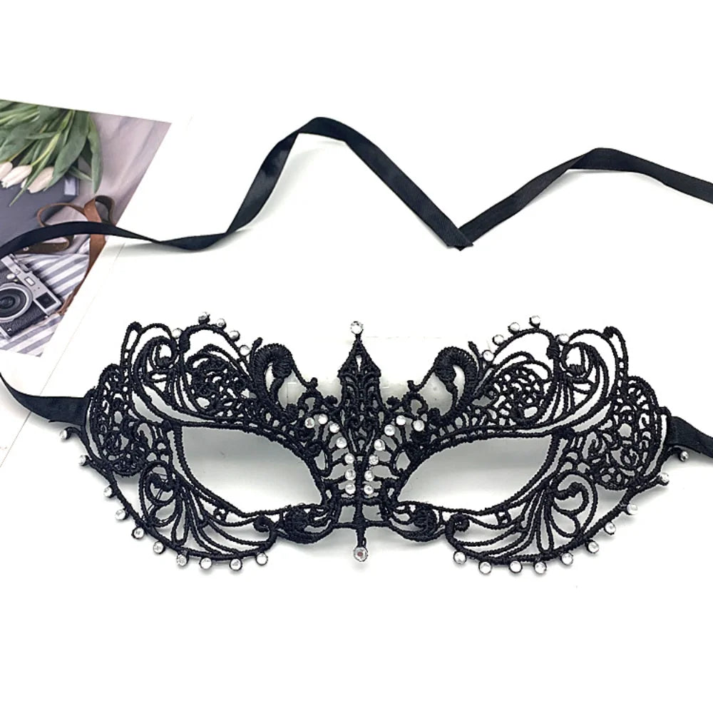 Neue Damen Hollow Lace Gesichtsmaske Maskerade Sexy Cosplay Abschlussball Party Requisiten Kostüm Maske Nachtclub Halloween Schwarze Augenmaske