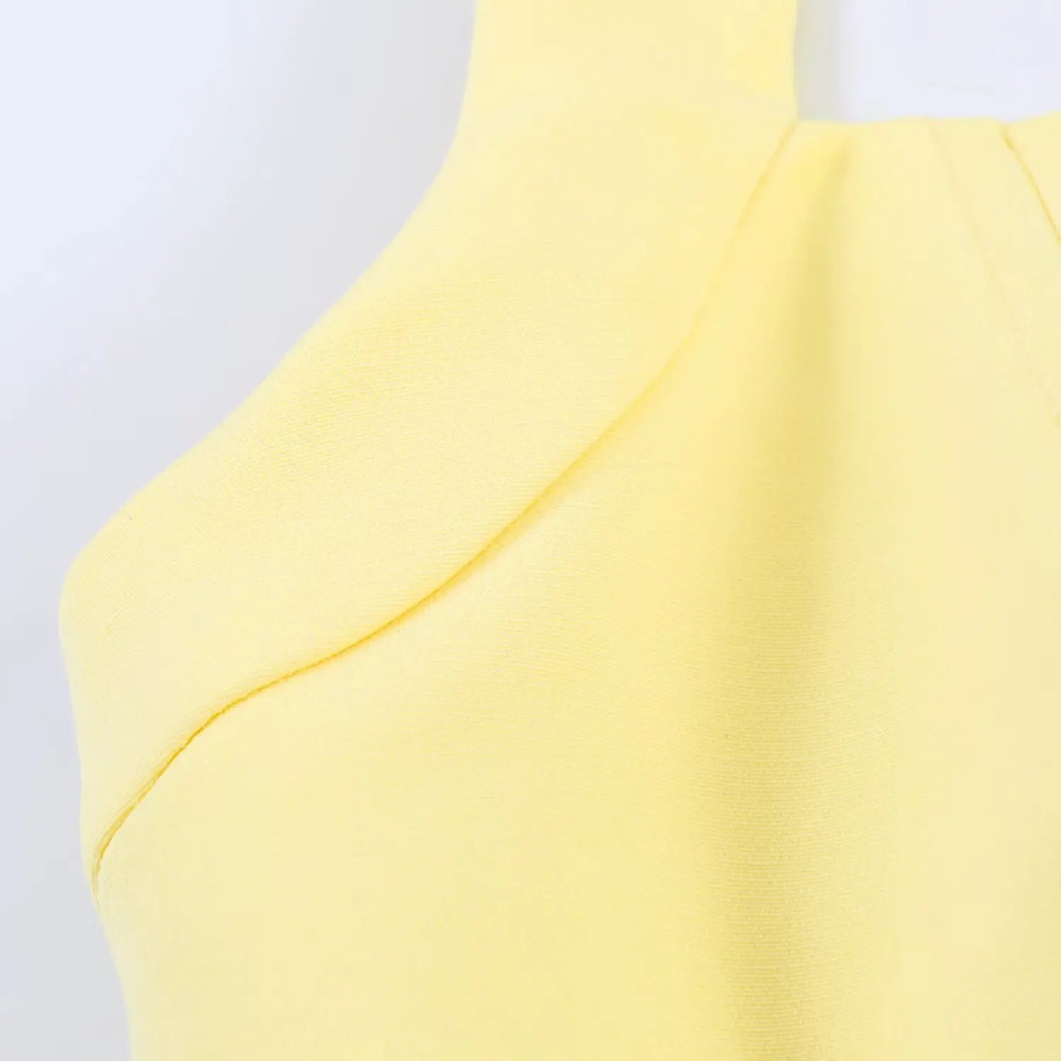 HH Sommer elegantes Neckholder-Faltenkleid einfarbig elegant kurz für Damen sexy rückenfreies ärmelloses Party-Minikleid Mujer