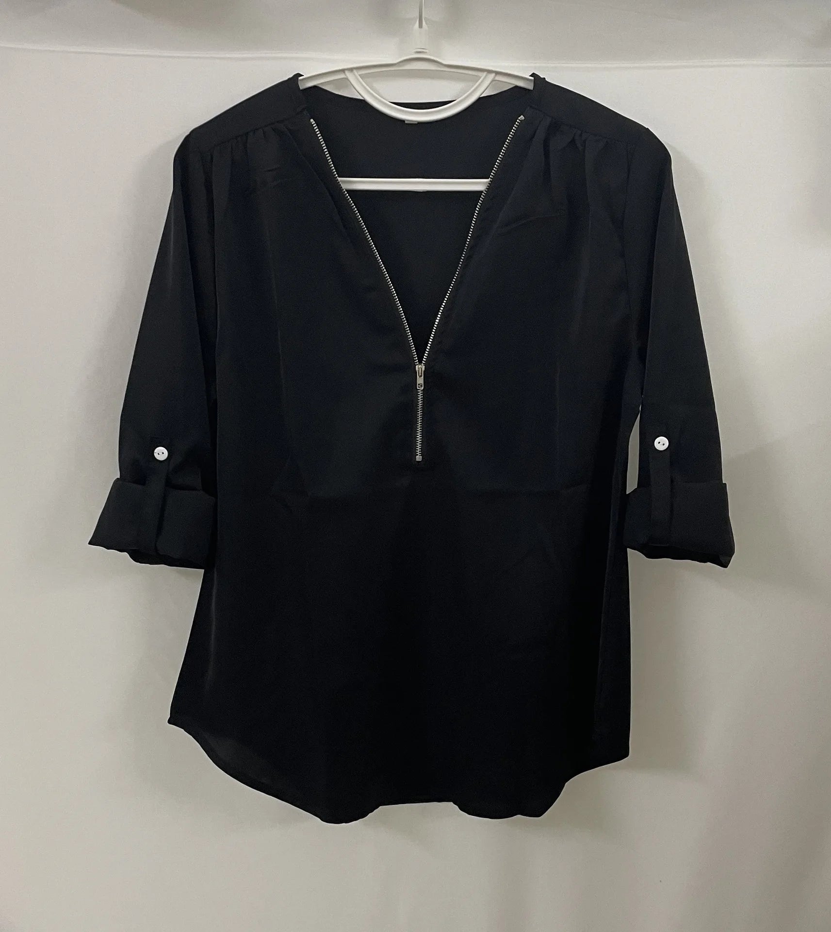 2024 Qualität Heißer Verkauf Plus Size Tiefer V-Ausschnitt Damenbluse Chiffon Coole lockere Hemd Mode Freizeit Damen Tops Sexy Reißverschluss Pullover
