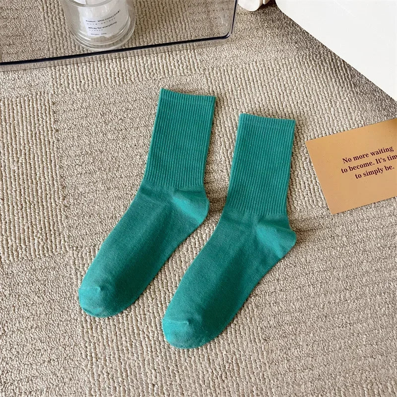 33 Farben Sommer Baumwolle Weiche Socken Fröhlich Bunte Damen Mid-Tube Strümpfe Modetrend Rot Grün Knöchelsocken Herbst Strumpfwaren