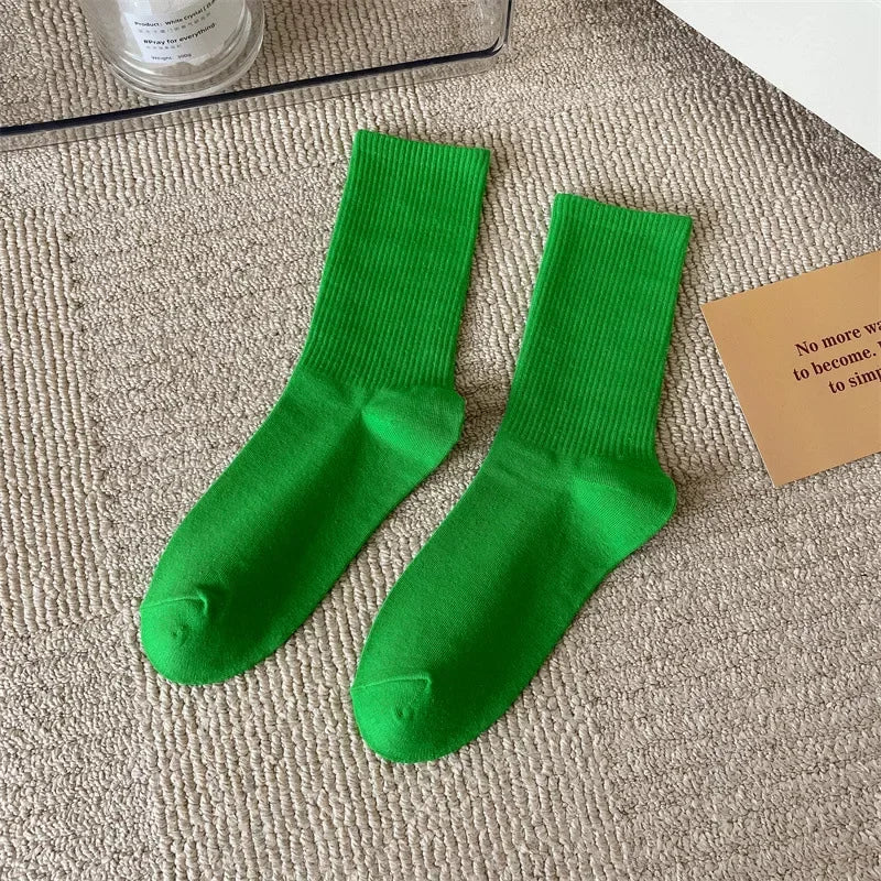 33 Farben Sommer Baumwolle Weiche Socken Fröhlich Bunte Damen Mid-Tube Strümpfe Modetrend Rot Grün Knöchelsocken Herbst Strumpfwaren