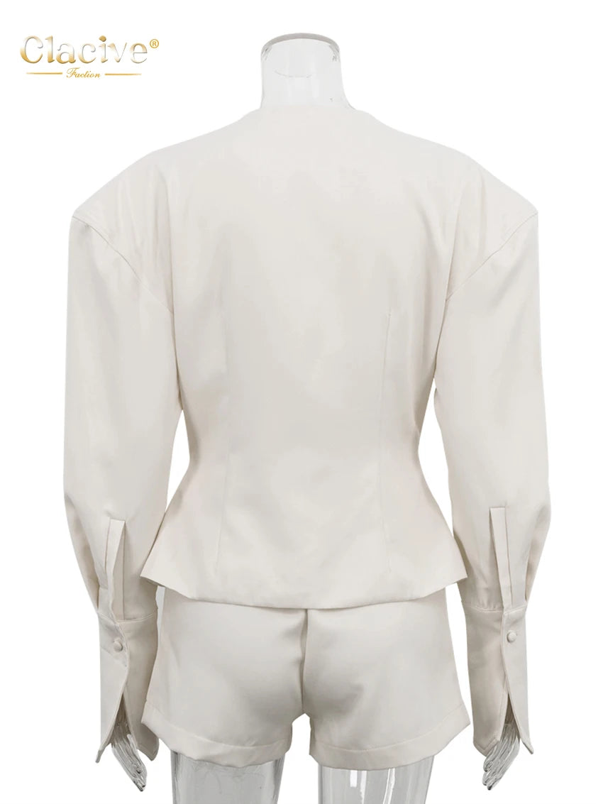 Clacive Fashion Locker Zweiteiler für Damen, Beige, 2025, sexy Langarmshirt mit High-Waist-Shorts, Set, weibliche Streetwear