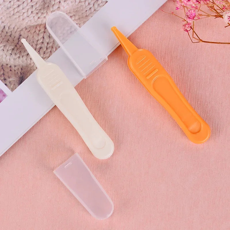 Baby Dig Booger Clip Säuglinge Ohr Nasen Nabel Reinigungsgeräte Kinder Sicherheitspincette Reinigungszange Kleinkind Nasenhöhlenpflegebedarf