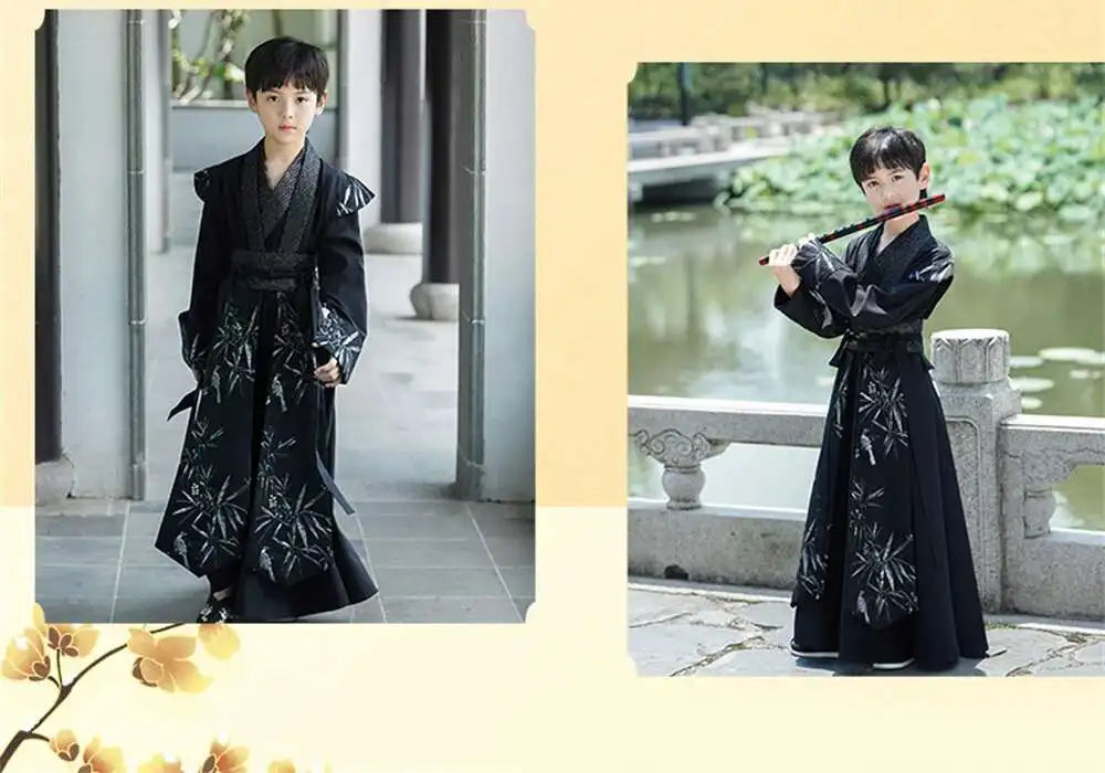 Gut aussehende Jungen Verbesserter Hanfu Orientalischer chinesischer Stil High-End Tang Anzug Kinderauftritt Schwertkämpfer Traditionelles altes Kostüm