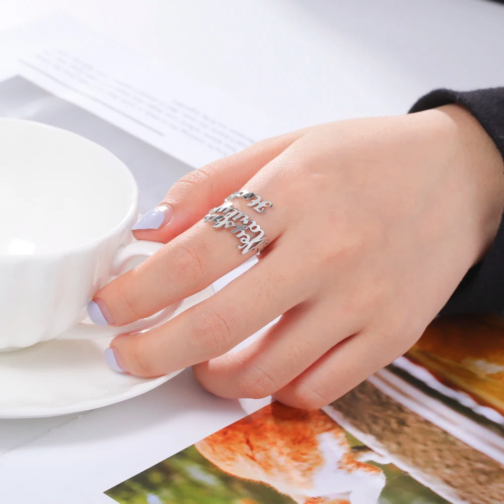 Personalisierter Doppel-Vorname-Ring für Damen und Herren, personalisiertes Paar-Familien-Geschenk, goldfarbener Edelstahl-Metallschmuck