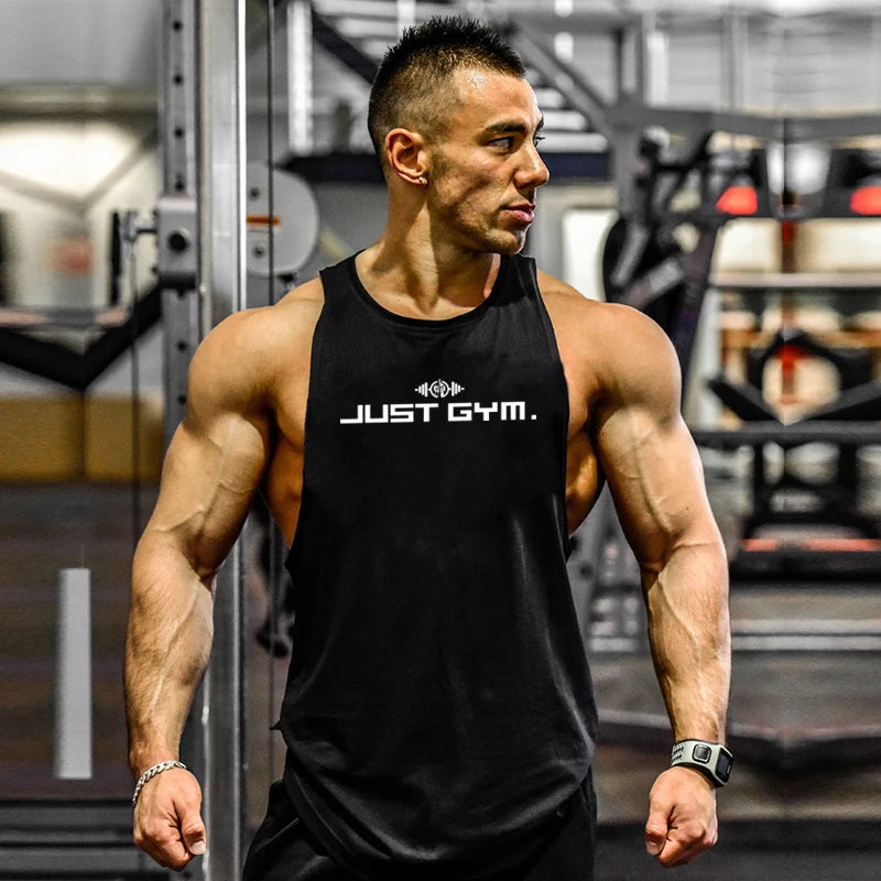 Sommer Bodybuilding Tanktops Workout Stringer Ärmellose Shirts Fitness Herren Gym Kleidung Baumwolle Atmungsaktive Sport Muskelwesten