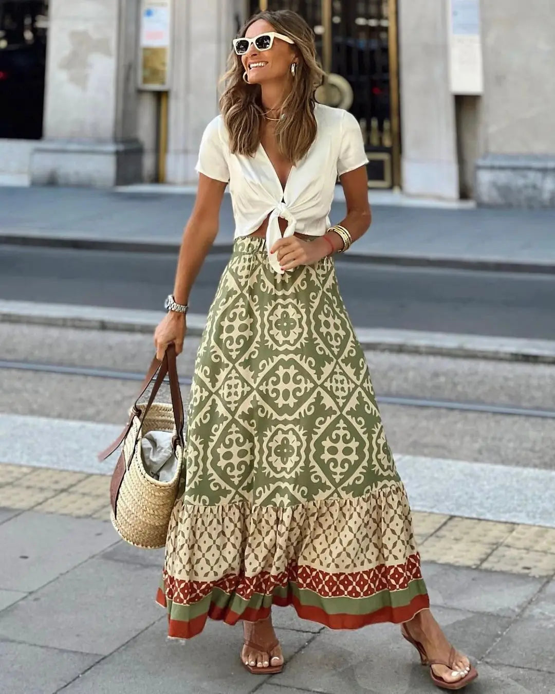 Damenrock mit elastischem Bund und Blumenmuster, großer Tellerrock, Boho-Midi-Rock im Patchwork-Stil, geeignet für Strand und Alltag