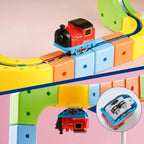 Magnetische elektrische Eisenbahnlokomotive Holzschiene Slot Diecast Eisenbahn mit zwei Waggons Holzzug Kinderspielzeug Biro Schiene