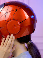 Neuer AutoKing 1:1 Mk5 Iron Man Helm Cosplay Sprachsteuerung Augen mit Licht Modell Spielzeug für Erwachsene Elektrisch tragbar Weihnachtsgeschenk