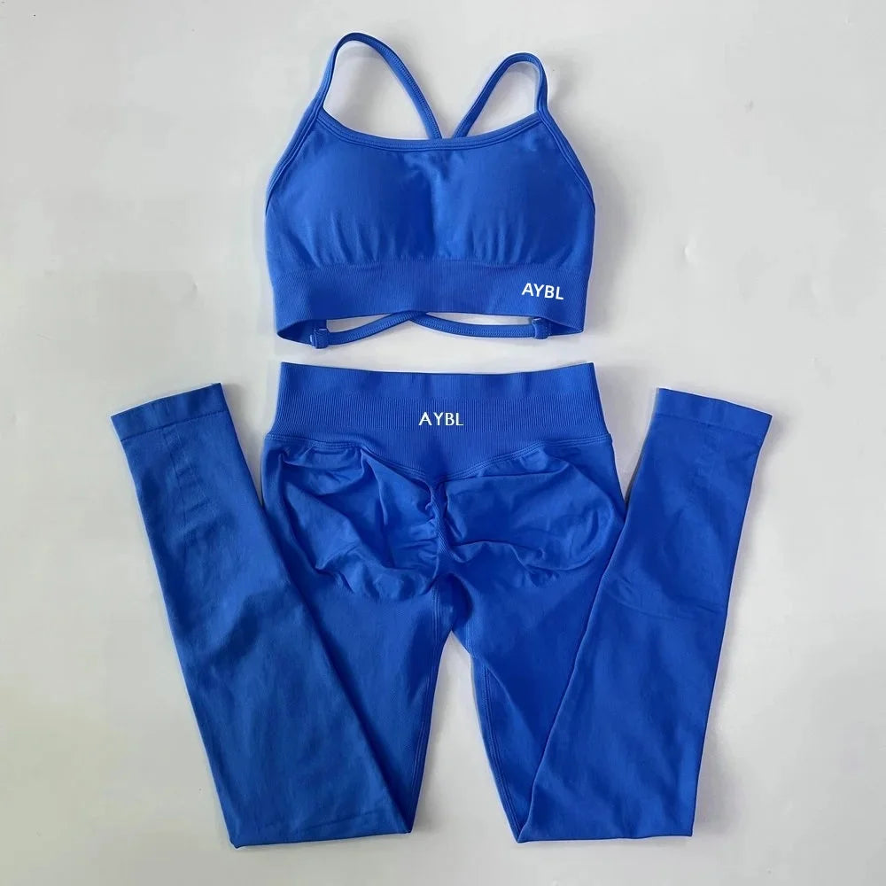 AYBL Yoga Set Nahtloses Yoga-Set 2-teilig Damen Workout Set Scrunch Leggings Rückenfreier Sport-BH Fitness-Top Gym-Hose Kleidung