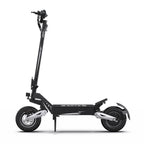 T10 Tragbarer E-Scooter 900W Spitzenleistung 48V 13.5/18 Ah Akku Elektroroller für Erwachsene 11 Zoll Offroad-Reifen Elektroroller