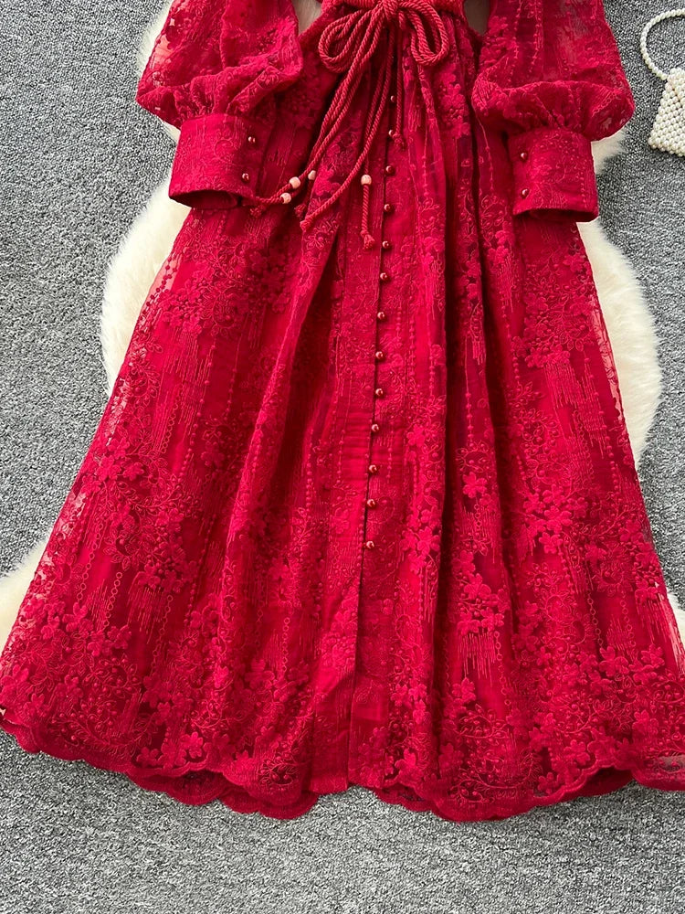 Frühlings-Herbst Französisches High-End Damenkleid Neue Spitze Stickerei V-Ausschnitt Laternenärmel Einreiher Party Geburtstagskleid C192