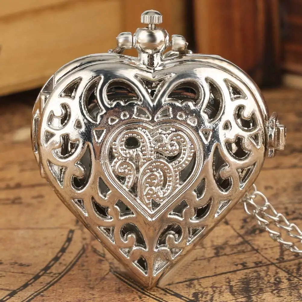 Stylish romantic heart-shaped diamond quartz women's necklace pocket watch souvenir gift for girls Hauptbild