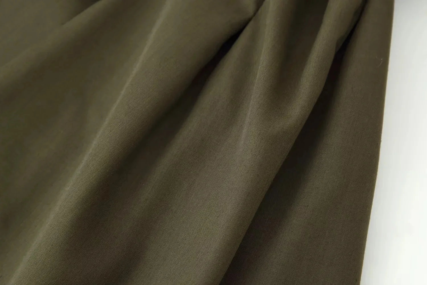 KONDALA 2026 Frühling Sommer Vintage Damenkleid Mode Einreihig Schärpen Drapierter V-Ausschnitt Ärmellos Schicke Braune Damenkleider