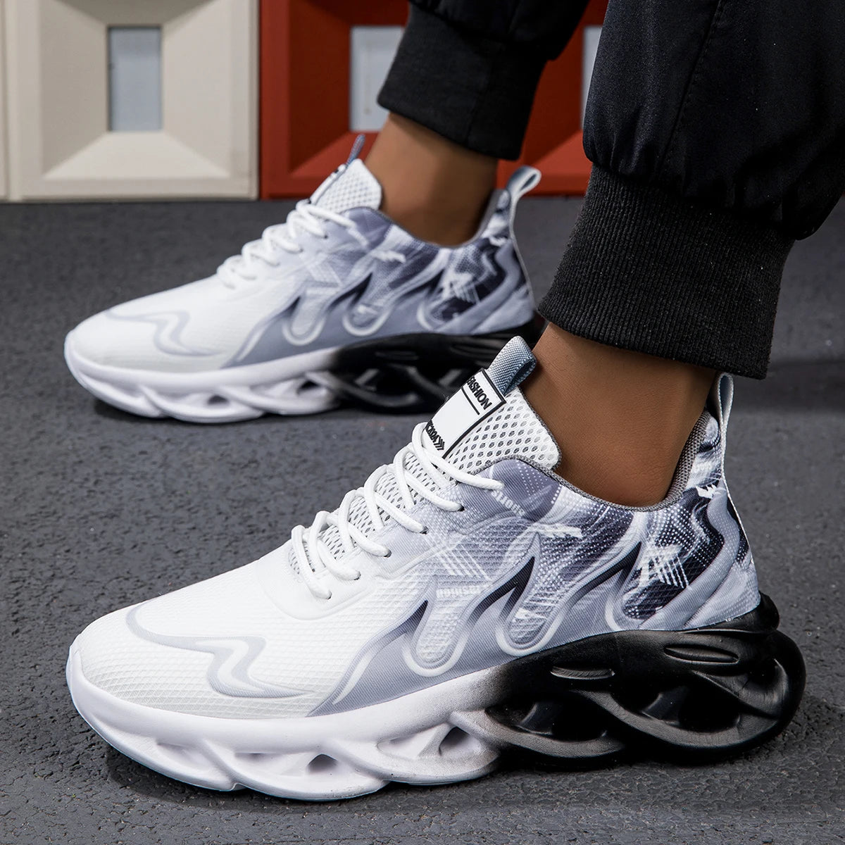 2025 Unisex Running Shoes Men Women Lightweight Mesh Breathable Comfortable Flat Soft Tennis Shoes Summer Lace-up Sneakers Man Hauptbild