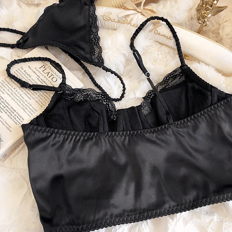 Sommer Damen Dessous Set Französisches Sexy Spitzen-Ultra-Dünn-BH-Set Seidenstoff Komfort Verstellbare Träger Bralette Strings Unterwäsche-Set