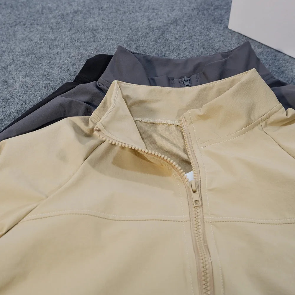 Yoga-Kleidung Amerikanischer Stil Sport Winddichte Stehkragen Sonnenschutzjacke Atmungsaktives Oberteil Outdoor Schnelltrocknend Kurzer Reißverschluss Damen
