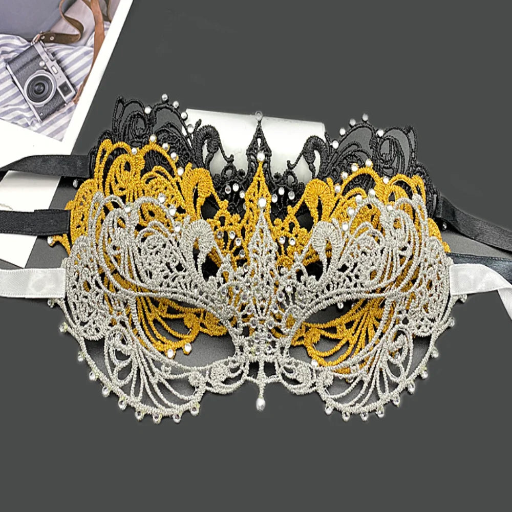 Neue Damen Hollow Lace Gesichtsmaske Maskerade Sexy Cosplay Abschlussball Party Requisiten Kostüm Maske Nachtclub Halloween Schwarze Augenmaske