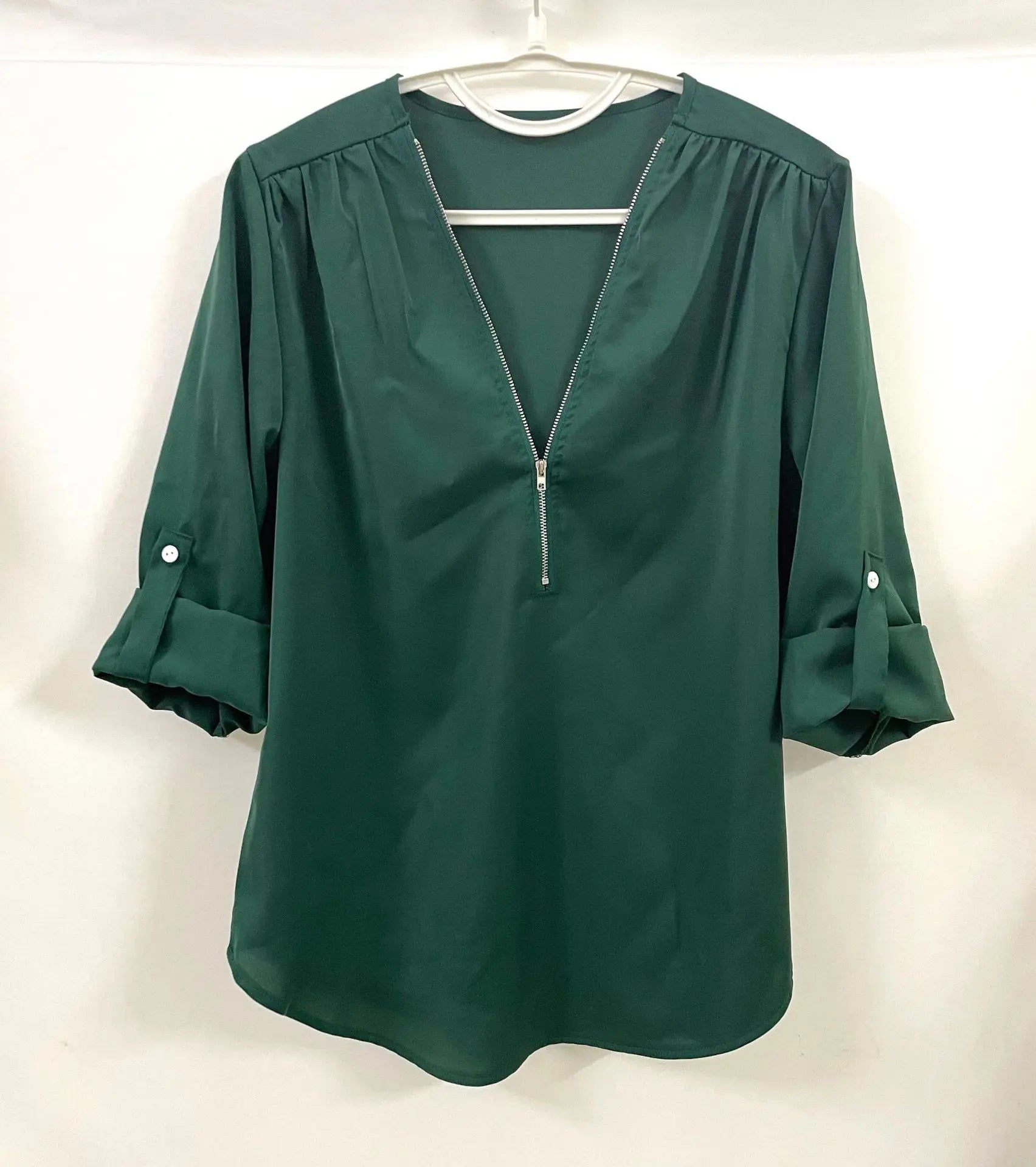2024 Qualität Heißer Verkauf Plus Size Tiefer V-Ausschnitt Damenbluse Chiffon Coole lockere Hemd Mode Freizeit Damen Tops Sexy Reißverschluss Pullover