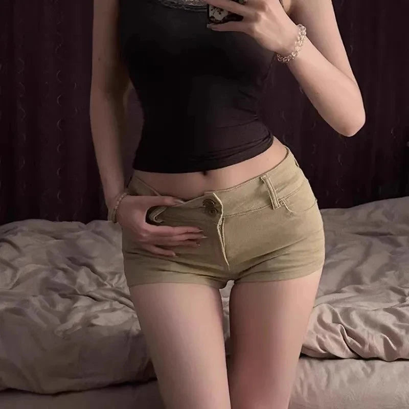Sexy Hüfthohe Khaki Damen Jeansshorts 2025 Sommer Mode High Street Schlankmachende Skinny Hotpants Vintage Y2K Hot Girls Shorts