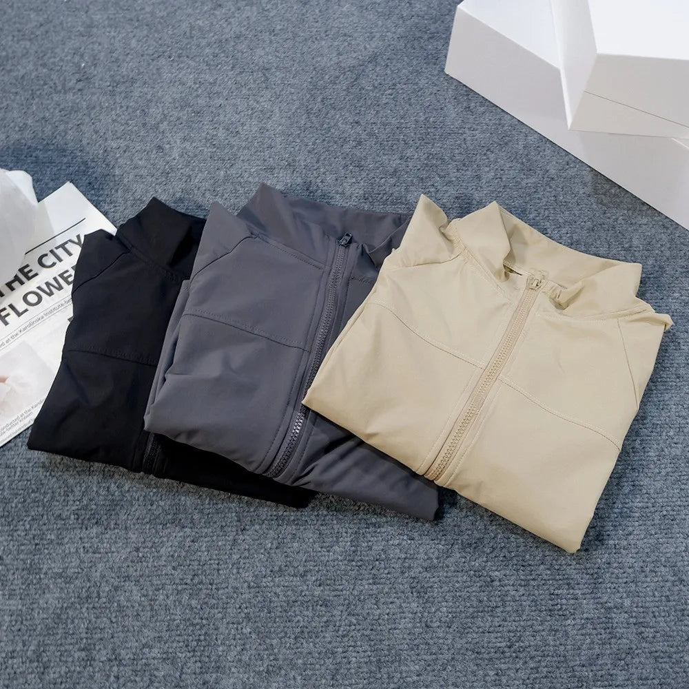Yoga-Kleidung Amerikanischer Stil Sport Winddichte Stehkragen Sonnenschutzjacke Atmungsaktives Oberteil Outdoor Schnelltrocknend Kurzer Reißverschluss Damen