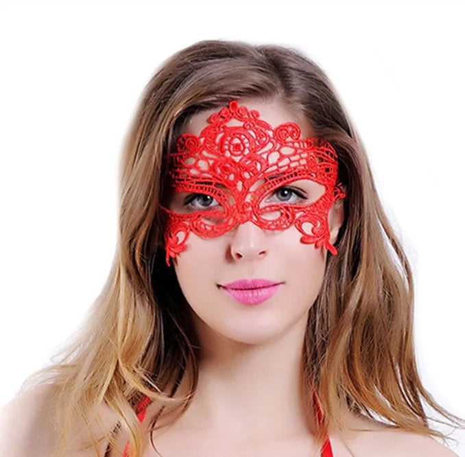 Damen Karnevalsmaske Hohle Spitze Maskerade Gesichtsmaske Prinzessin Abschlussball Party Requisiten Schwarze Augenmaske Halloween Kostüm für Frauen