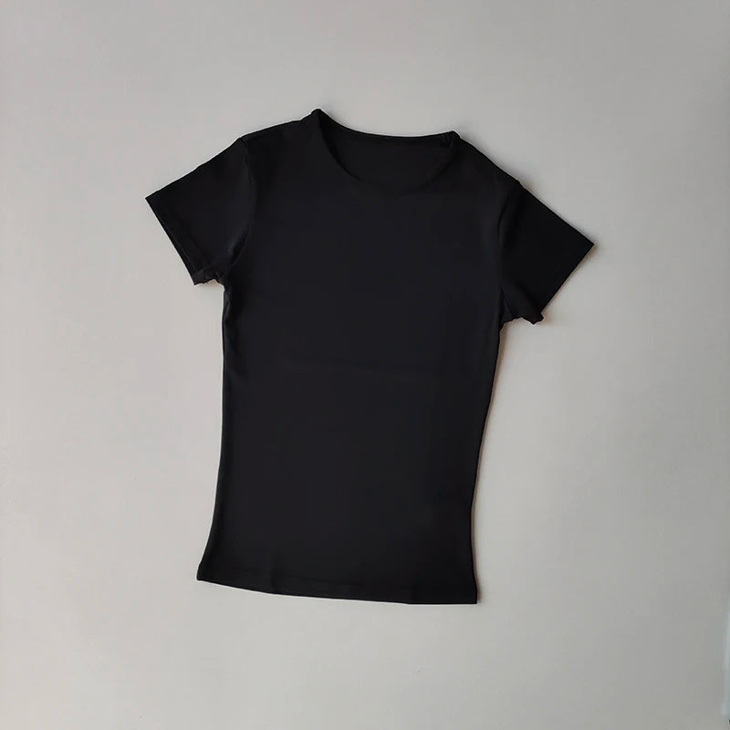 Hautenge, einfarbige Yoga-Kleidung für Damen: Schnelltrocknendes, elastisches, eng anliegendes T-Shirt, Fitness-Oberteil