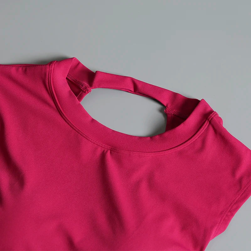Sexy rückenfreies Sport-Top für Damen, fester Brustpolster, eng anliegendes, schnell trocknendes, schlankes Yoga-Oberteil, atmungsaktives Fitness-Shirt