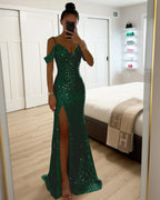 Dieses Kleid ist für die selbstbewusste Fashionista, die keine Angst hat, ihre Individualität zu zeigen