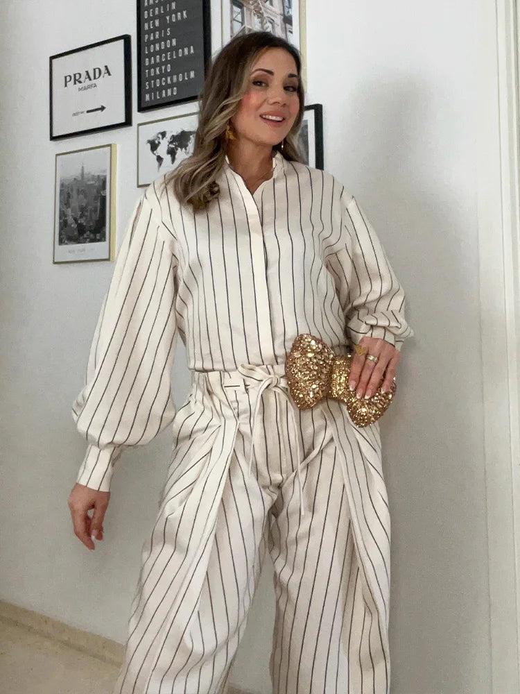 HH Damen Frühling Neue Mode Vintage Vielseitige Beige Gestreifte Puffärmel-Shirt + Hochtaillierte Lockere Plissierte Lässige Lange Hose Set Zweitbild