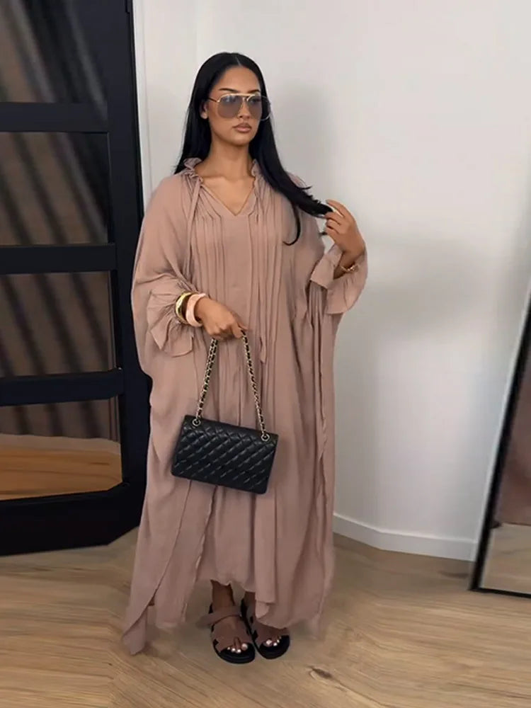 Maxikleid Damenkleider Fledermausärmel Beige Rüschen Bindekragen Plissiert Oversized Damenbekleidung Freizeitkleidung Sommer-Outfit