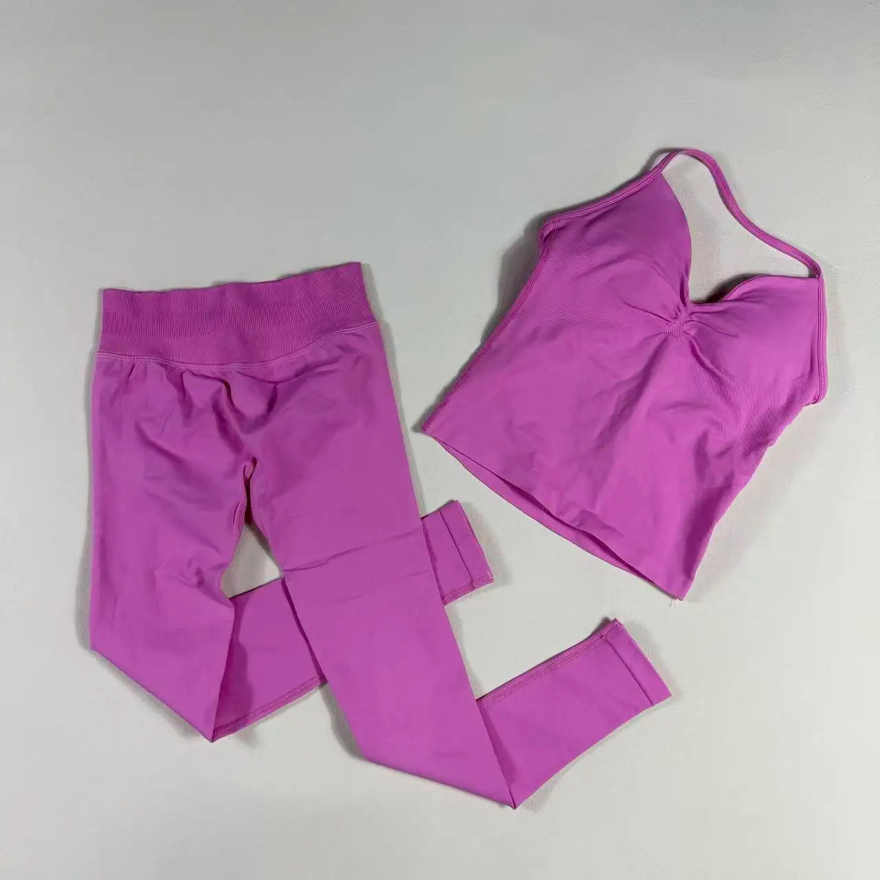 UETEEY Nahtloses Gym-Set Damen Tank Tops Hohe Taille Scrunch Yoga Leggings Fitness Kleidung Trainingsanzug Sportbekleidung Zweitbild